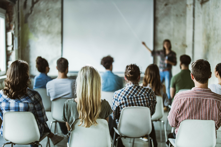 Students attending a private investigator class